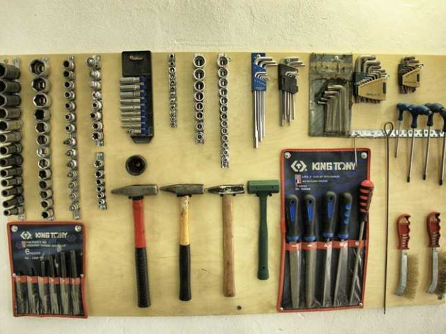 Как правильно хранить инструменты в гараже: 10 полезных советов и рекомендаций