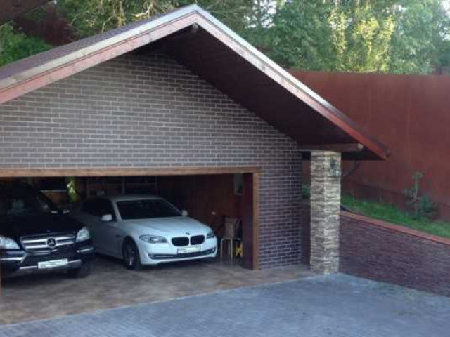 Как выбрать оптимальные размеры гаража на 2 машины для вашего автопарка: советы экспертов