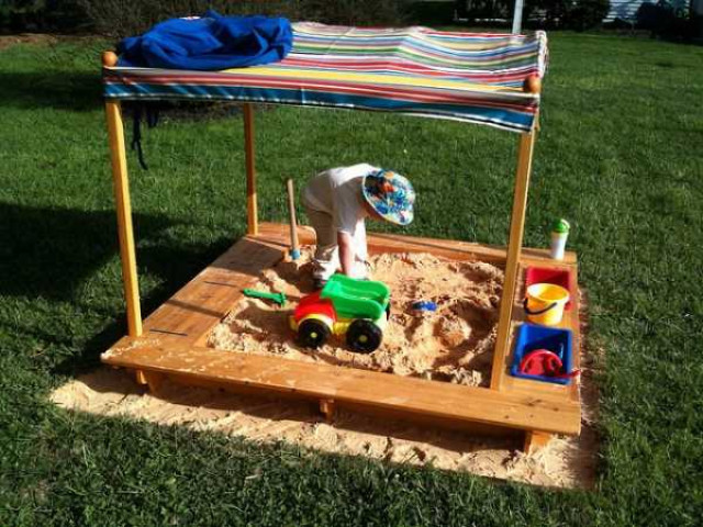 Как сделать песочницу для детей на даче своими руками: лучшие идеи и советы