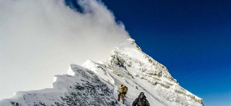 Скачать Эверест: бесплатное скачивание и установка программы