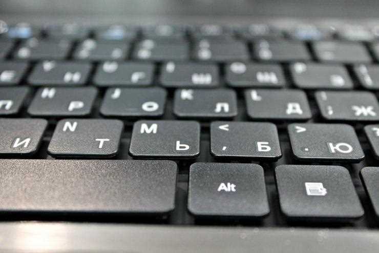 Полила клавиатуру на ноутбуке: как поступить